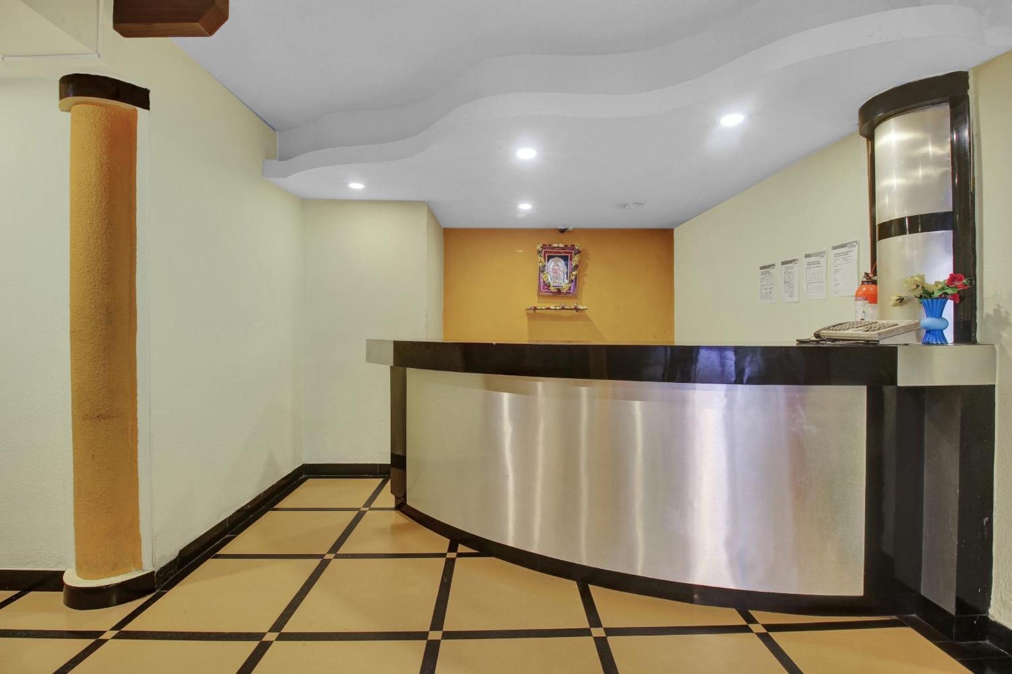 Hotel O Happy Rooms ハイデラバード エクステリア 写真