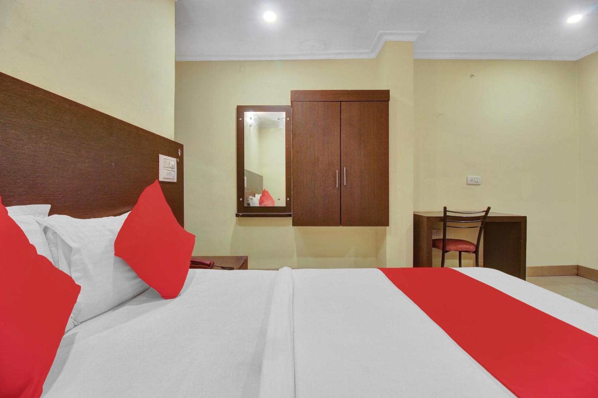 Hotel O Happy Rooms ハイデラバード エクステリア 写真